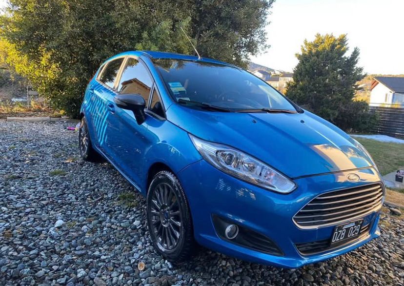 Ford Fiesta 1.6 SE año 2015